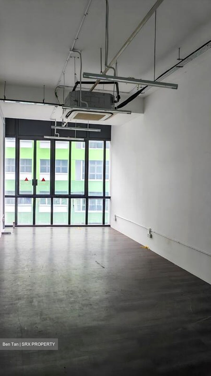 Harper Kitchen (D13), Factory #497050311